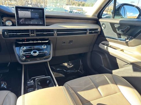 Used 2020 Lincoln Corsair Reserve w/ Equipment Group 201A image 38