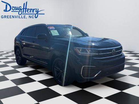 Used 2021 Volkswagen Atlas Cross Sport SE w/ Panoramic Sunroof Package image 7
