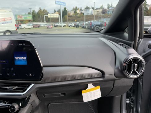 New 2026 Chevrolet Equinox EV LT image 23