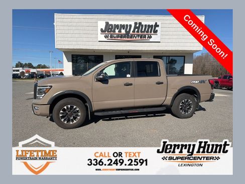 Used 2023 Nissan Titan PRO-4X w/ Pro-4x Convenience Package image 1