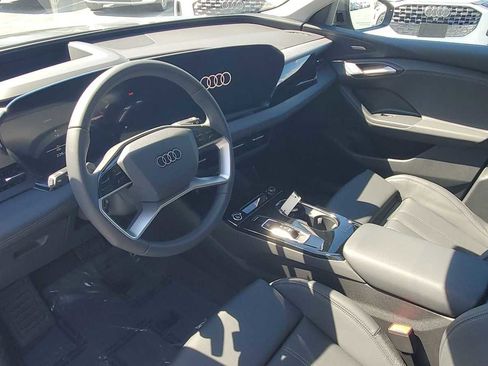 New 2025 Audi Q6 e-tron Premium Plus image 2