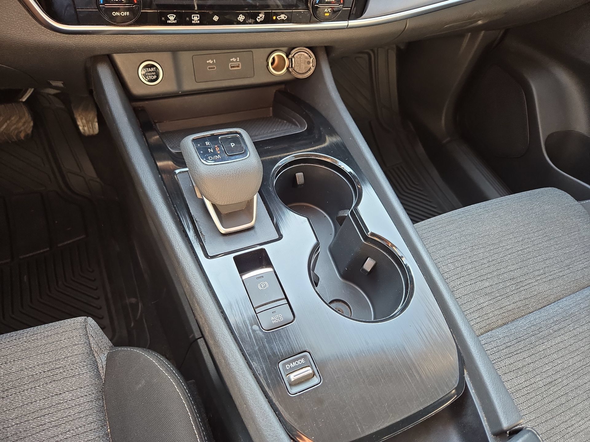 Used 2022 Nissan Rogue SV FWD image 22