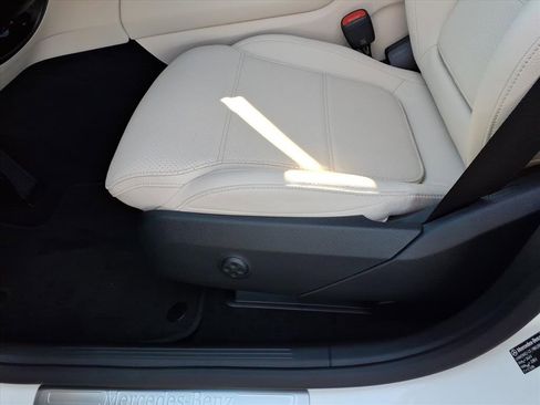 New 2026 Mercedes-Benz GLC 300 4MATIC image 15