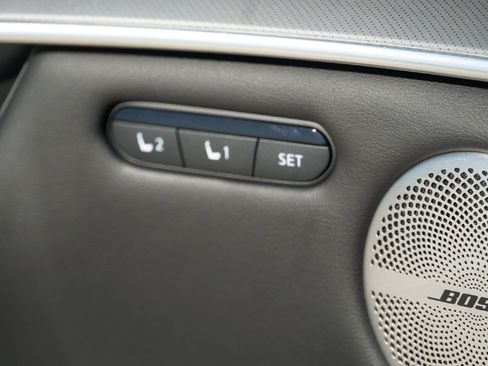 Certified 2024 INFINITI QX50 Luxe w/ Accent Package image 24