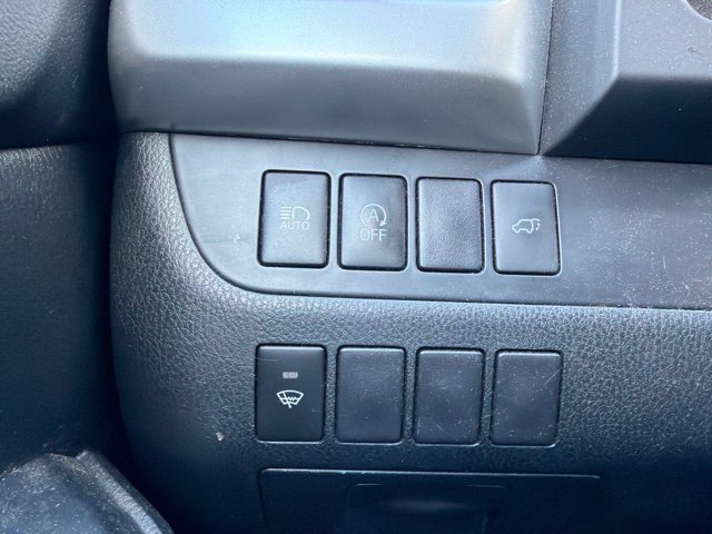 Used 2017 Toyota Highlander Plus AWD/4WD image 27