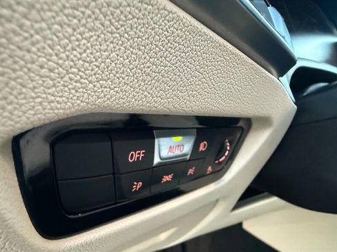 Used 2020 BMW 330i Sedan w/ Driving Assistance Package RWD image 24
