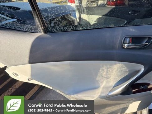 Used 2006 Lexus IS 250 AWD image 27