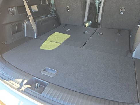 Certified 2024 Kia Telluride S w/ S Sunroof Package image 33