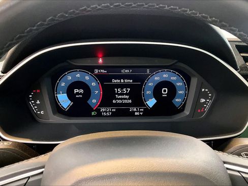 Certified 2024 Audi Q3 2.0T Premium w/ Convenience Package AWD/4WD image 26