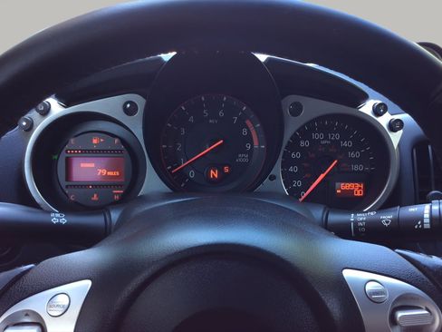 Used 2015 Nissan 370Z Touring Sport RWD image 22