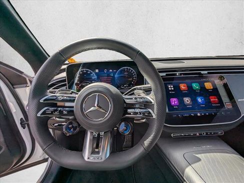 Used 2025 Mercedes-Benz E 53 AMG e 4MATIC Sedan image 14