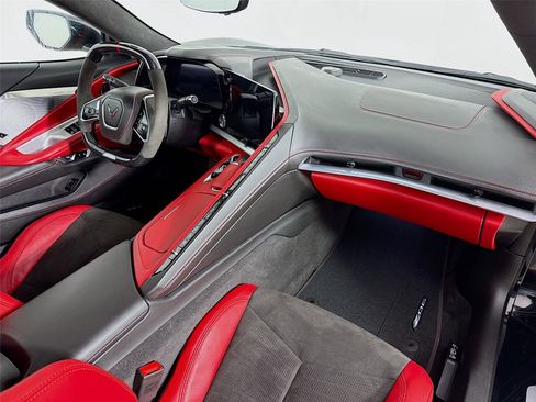 Used 2024 Chevrolet Corvette Z06 image 27