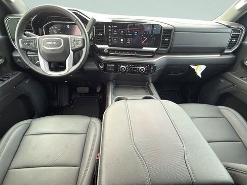 Used 2024 GMC Sierra 3500 SLT w/ SLT Premium Package image 17