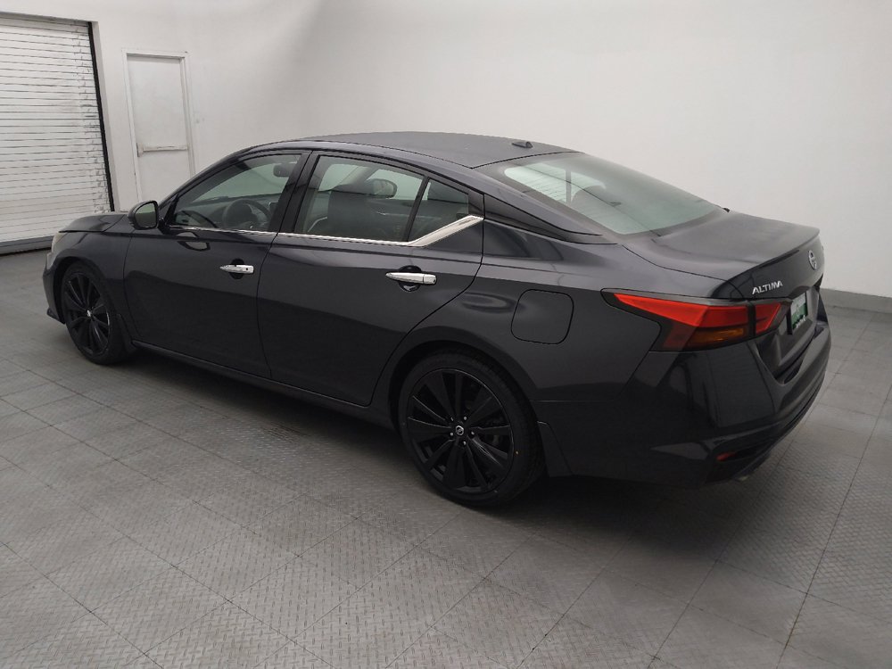 Used 2019 Nissan Altima 2.5 Platinum FWD image 3
