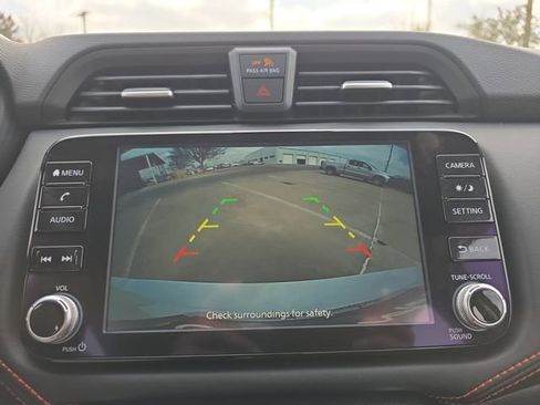 New 2025 Nissan Versa SR image 9