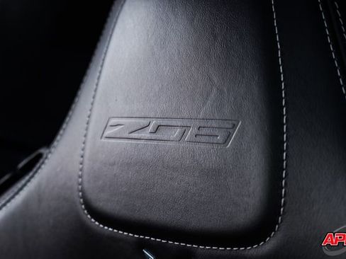Used 2015 Chevrolet Corvette Z06 w/ 2LZ Preferred Equipment Group image 23