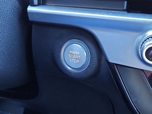 Used 2023 Kia Telluride S image 16