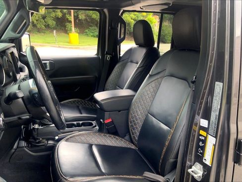 Used 2021 Jeep Wrangler Unlimited Sahara AWD/4WD image 23