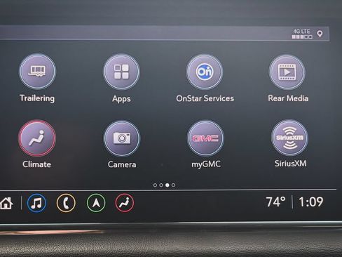 Used 2021 GMC Yukon XL Denali w/ Denali Premium Package AWD/4WD image 21