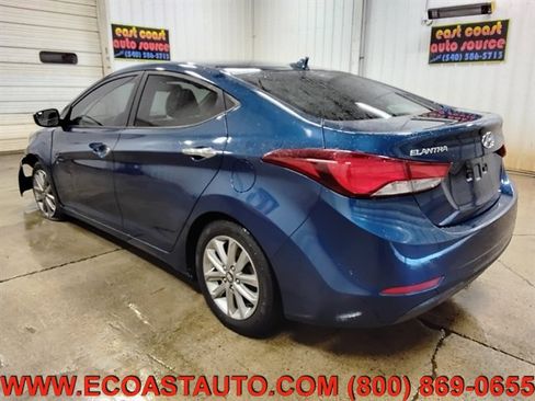 Used 2016 Hyundai Elantra SE w/ Option Group 02 image 3