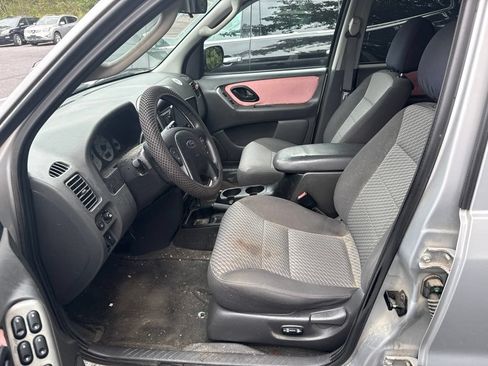 Used 2003 Ford Escape XLT AWD/4WD image 3