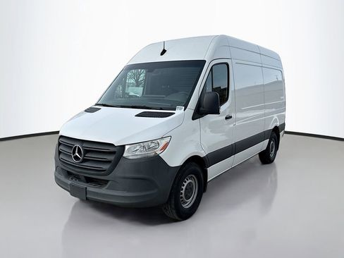 Used 2023 Mercedes-Benz Sprinter 144 Cargo image 3