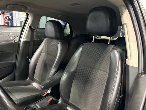 Used 2018 Buick Encore Preferred FWD image 9
