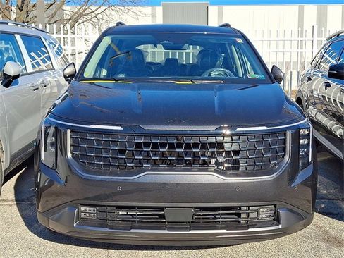 New 2026 Kia Carnival SX image 3