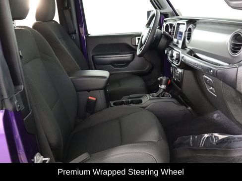 Used 2023 Jeep Wrangler Sport AWD/4WD image 11