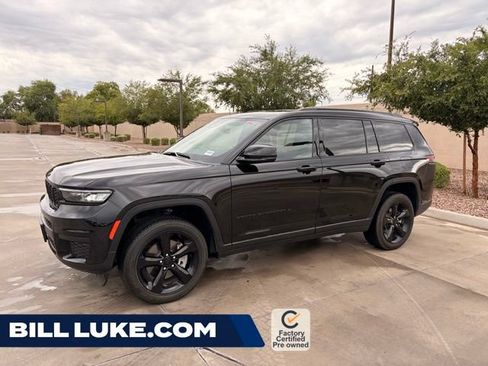 Used 2025 Jeep Grand Cherokee L Laredo RWD image 1