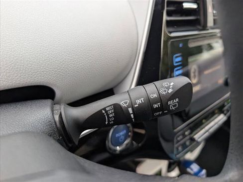 Used 2016 Toyota Prius Two image 9