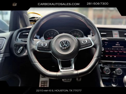 Used 2019 Volkswagen GTI SE FWD image 11