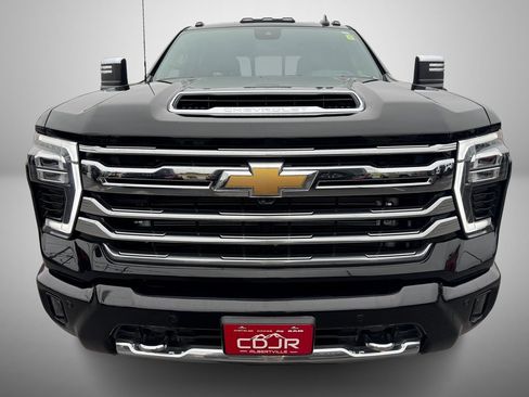 Used 2024 Chevrolet Silverado 2500 High Country w/ High Country Premium Package image 9