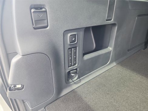 New 2026 Ford Expedition Max Platinum image 21