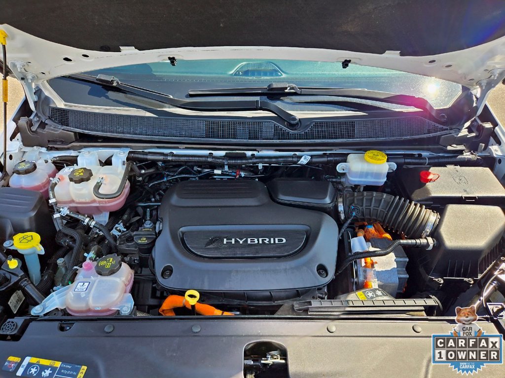 Used 2024 Chrysler Pacifica Limited FWD image 19