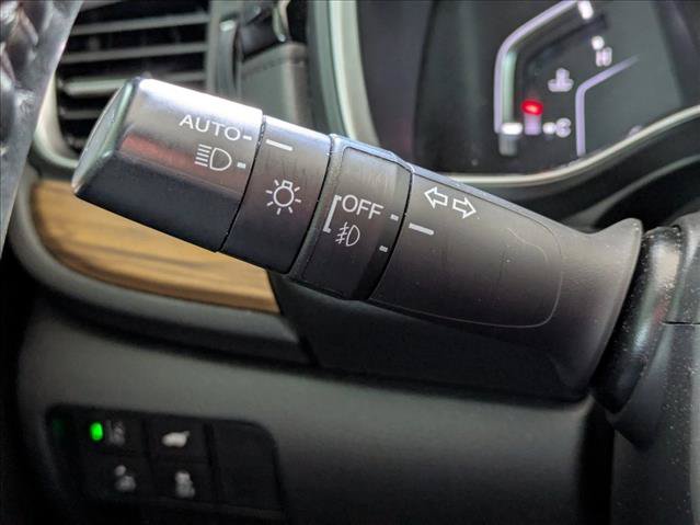 Used 2020 Honda CR-V Touring image 6