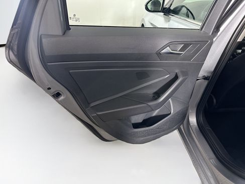 Used 2024 Volkswagen Jetta SE image 25