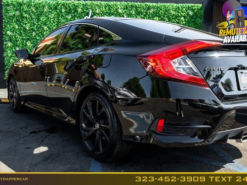Used 2019 Honda Civic Sport image 9