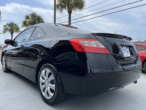 Used 2010 Honda Civic LX image 4