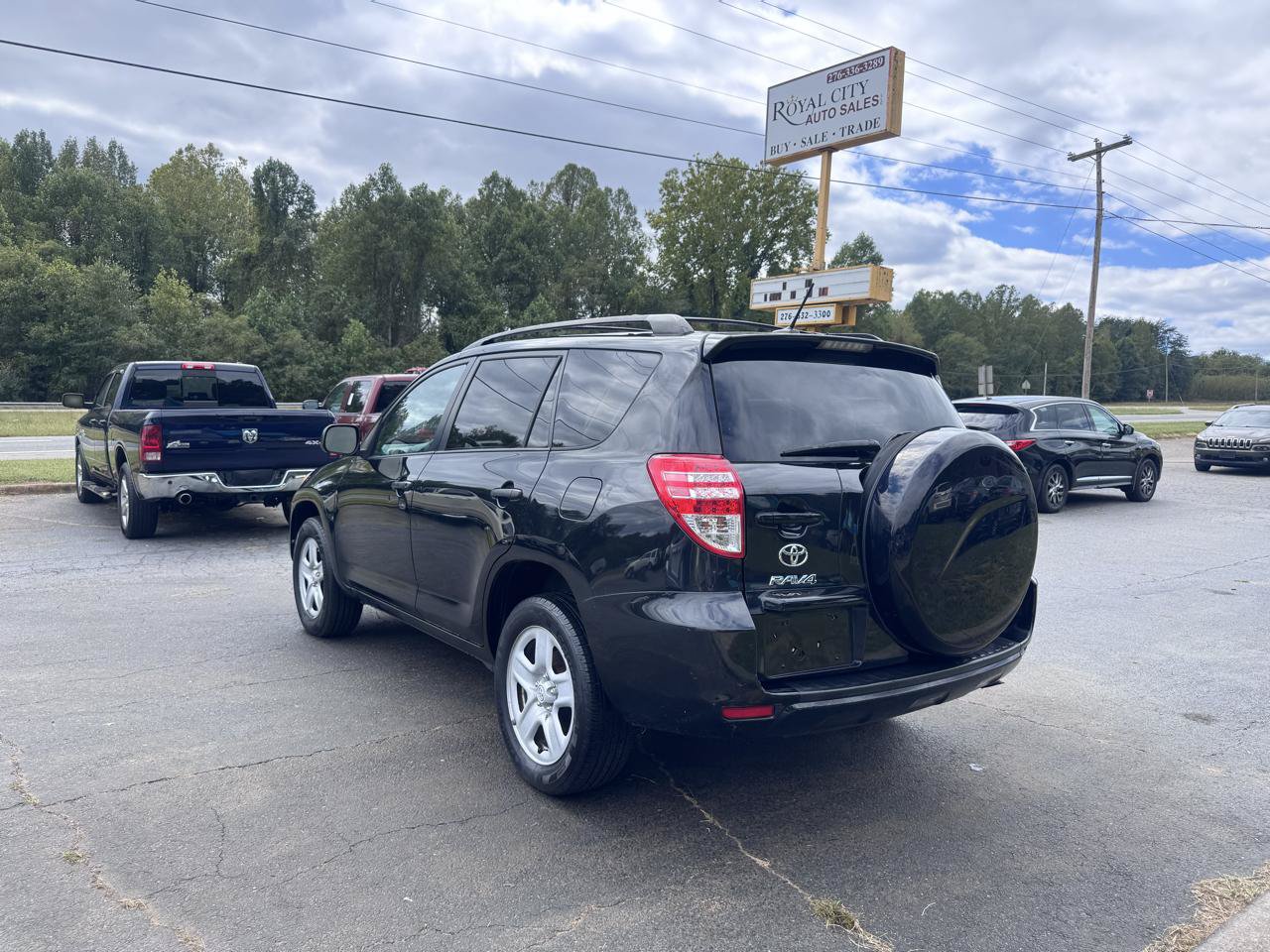 Used 2011 Toyota RAV4 2WD w/ Base L4 Extra Value Pkg image 7