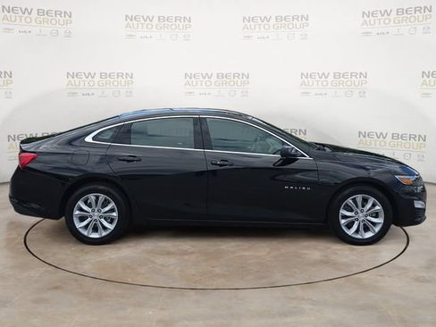 Used 2025 Chevrolet Malibu LT FWD image 6