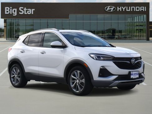 Used 2021 Buick Encore GX Essence w/ Advanced Technology Package image 6