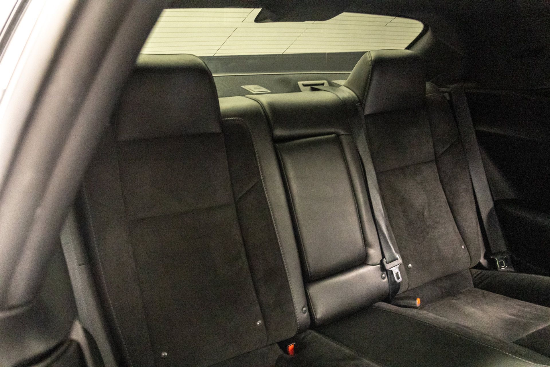 Used 2018 Dodge Challenger R/T Scat Pack w/ Leather Interior Group RWD image 32