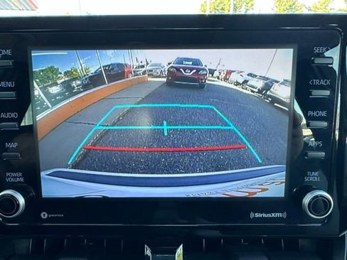 Used 2022 Toyota Corolla LE image 21