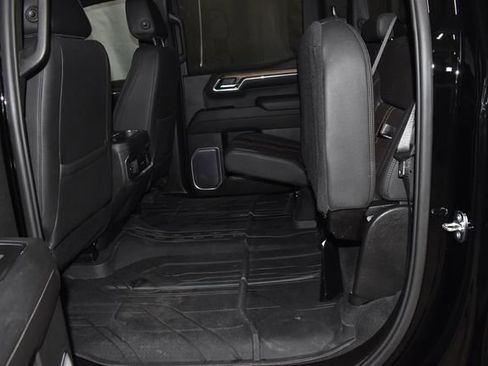 Used 2023 Chevrolet Silverado 1500 High Country w/ Technology Package image 32