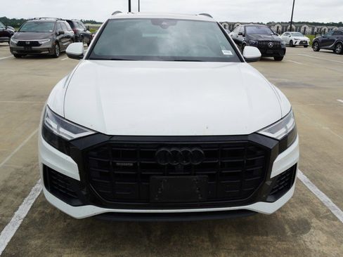 Used 2021 Audi Q8 Premium w/ Black Optic Package AWD/4WD image 2