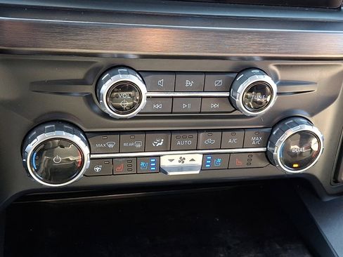 Certified 2023 Ford F350 Lariat w/ Lariat Ultimate Package image 23