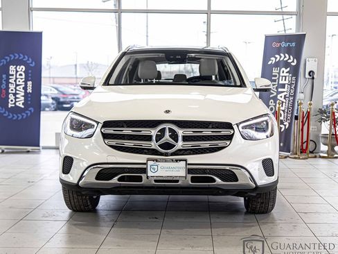 Used 2021 Mercedes-Benz GLC 300 4MATIC w/ Exterior Lighting Package image 2