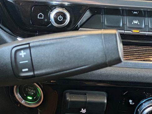 Used 2023 GMC Sierra 1500 Elevation image 22