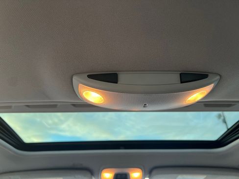 Used 2017 Volvo S60 T5 Dynamic image 16